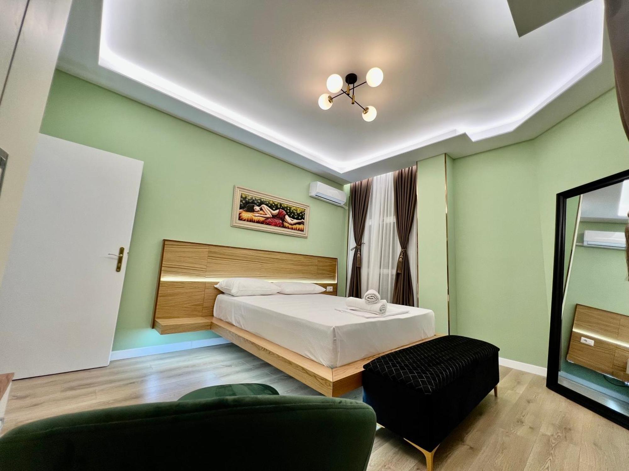 Spiranca Luxury Suites Тирана Экстерьер фото