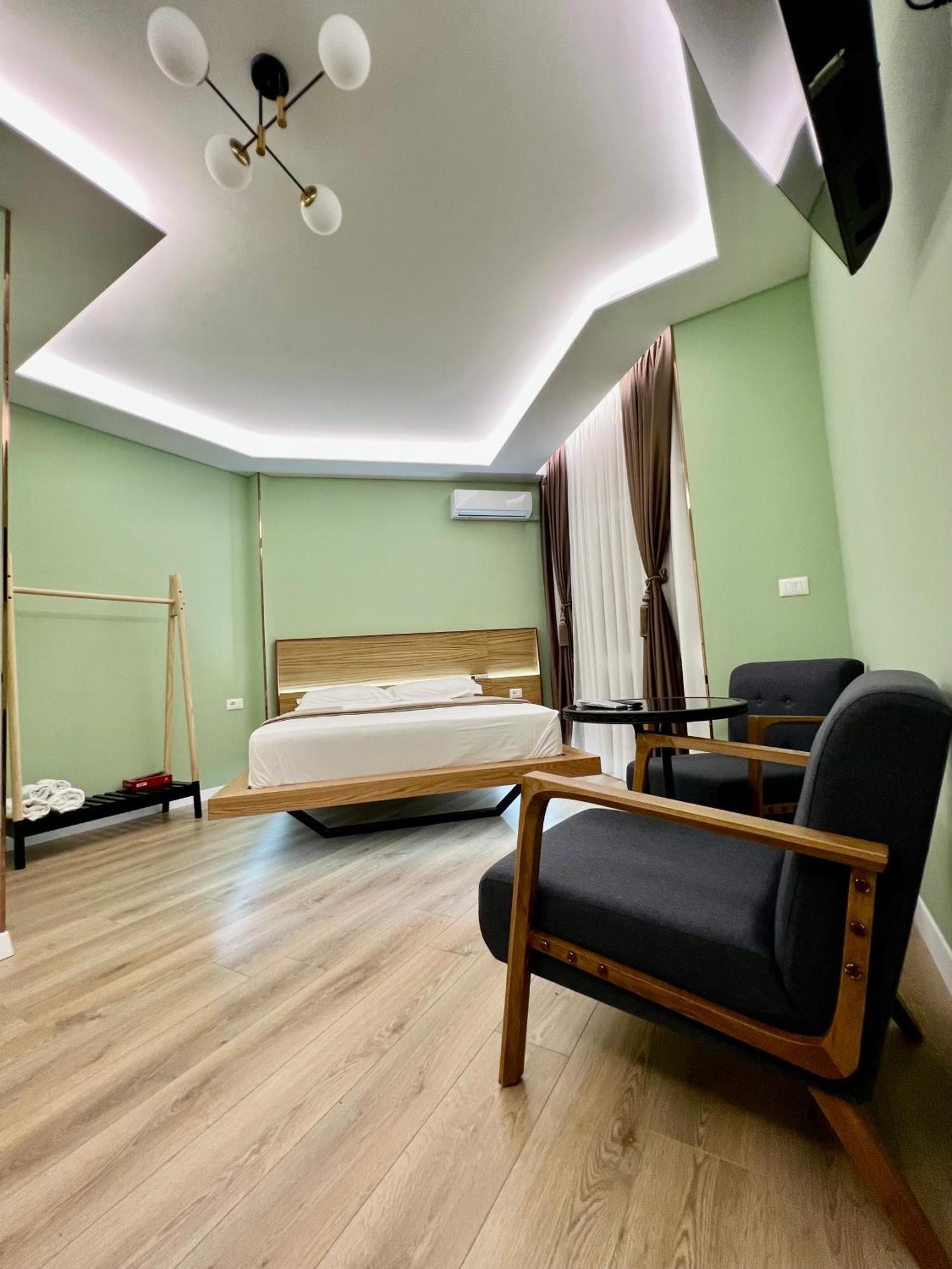 Spiranca Luxury Suites Тирана Экстерьер фото