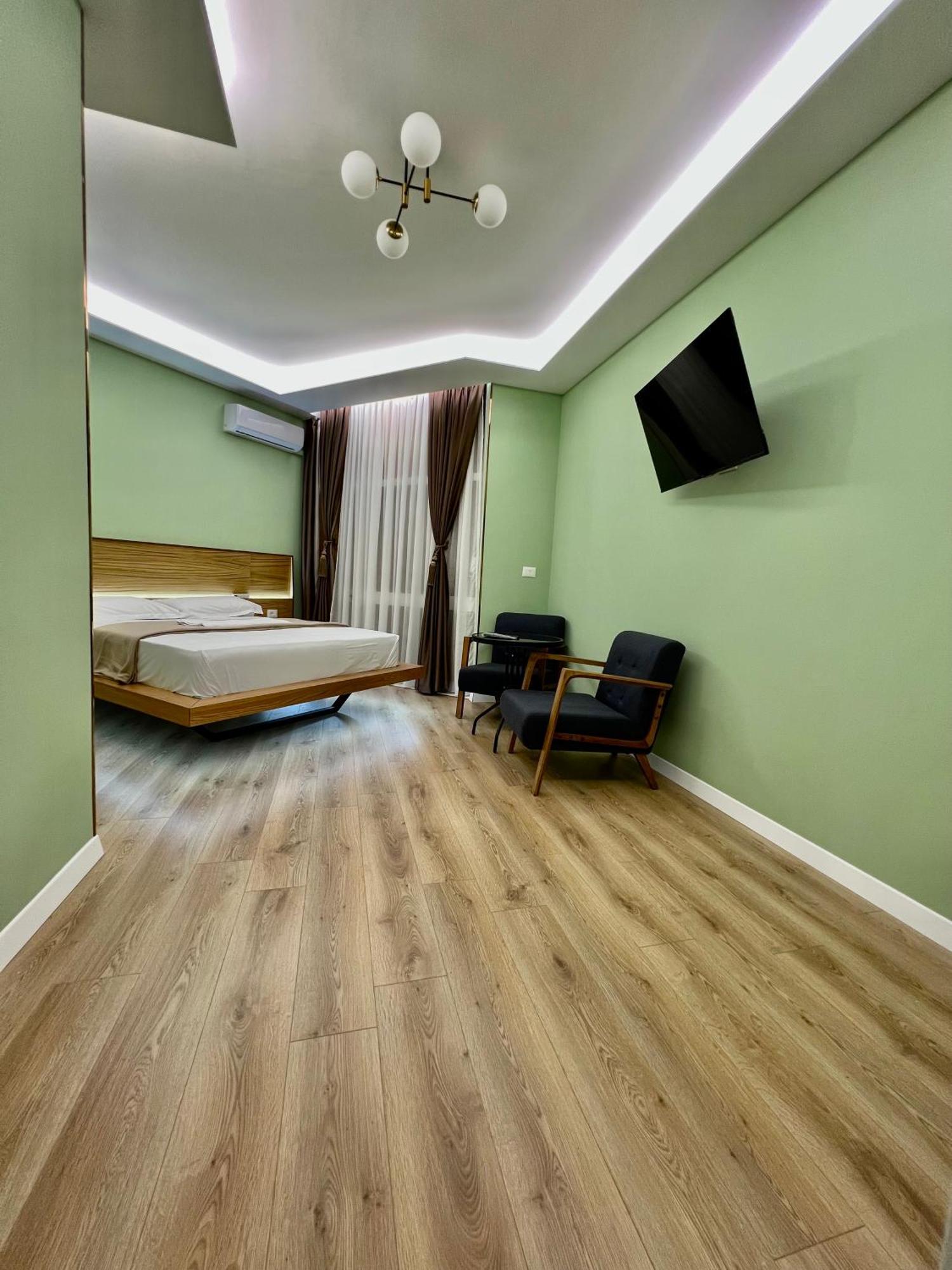 Spiranca Luxury Suites Тирана Экстерьер фото